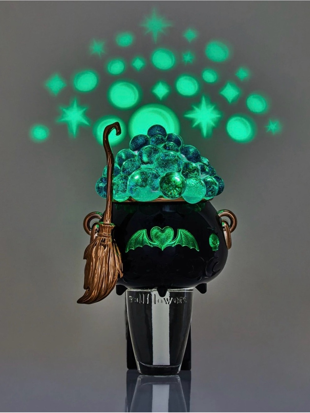 Bath & Body Works Black Cauldron Color Changing Light Up Wallflower Plug In